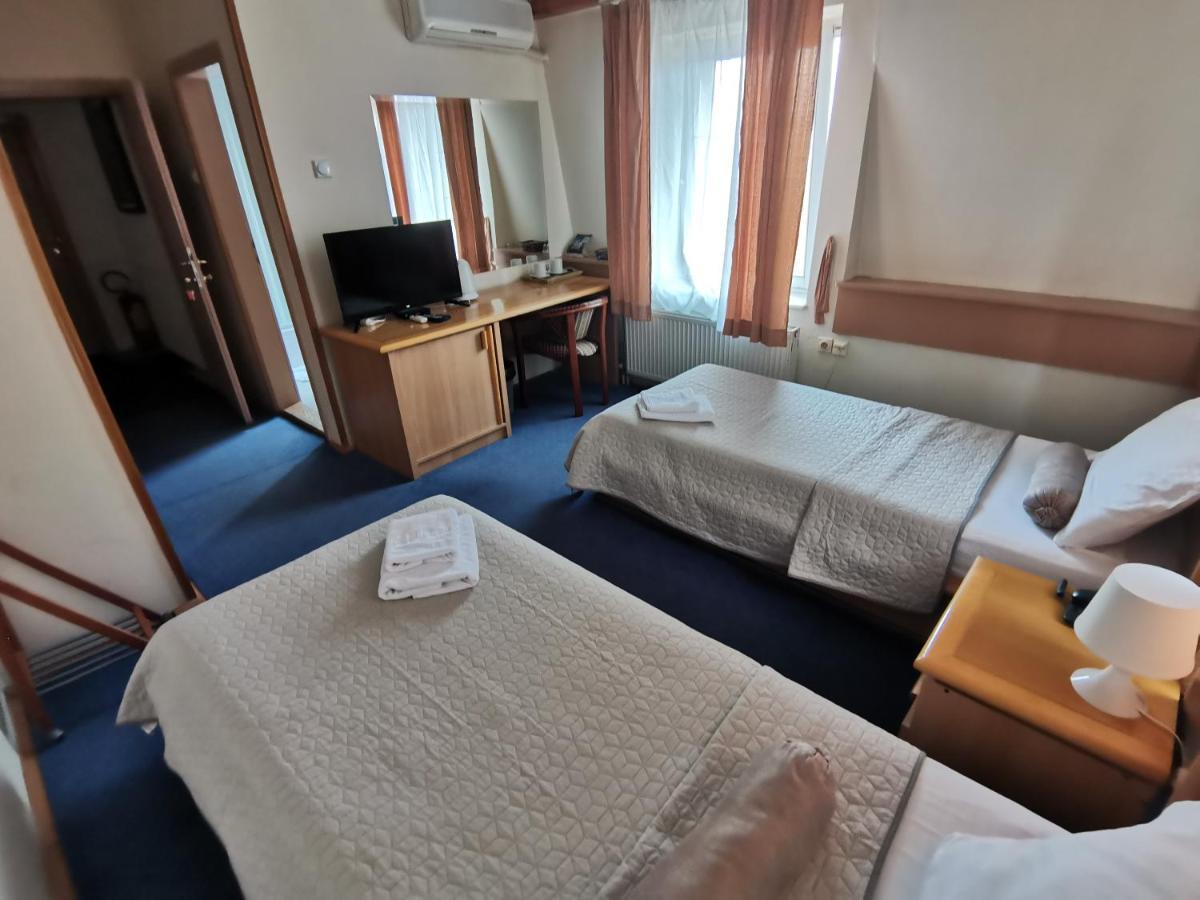 Garni Panorama Lux Hotel Ni